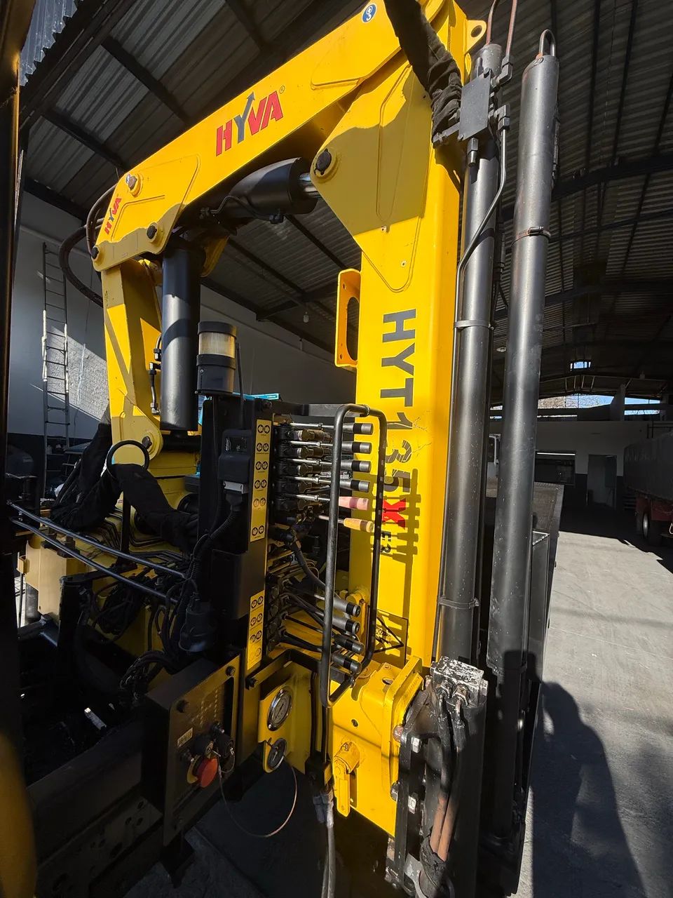 17180 Munck Hyva com controle  - Foto 2