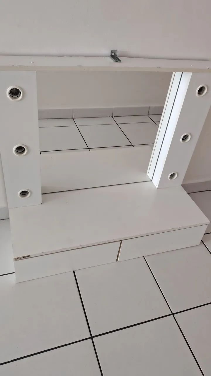 Penteadeira suspensa 