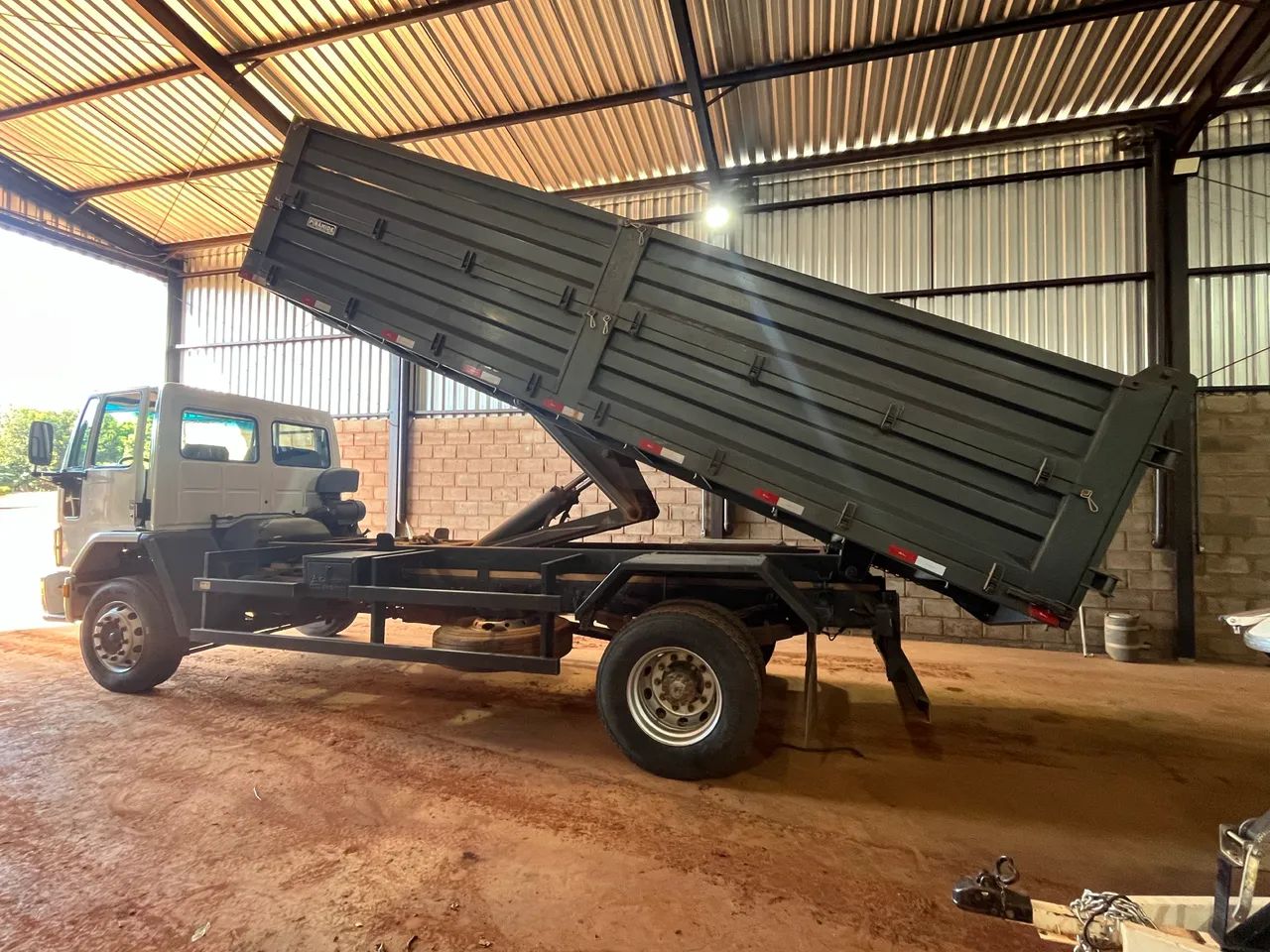 Ford Cargo 1717e  - Foto 3