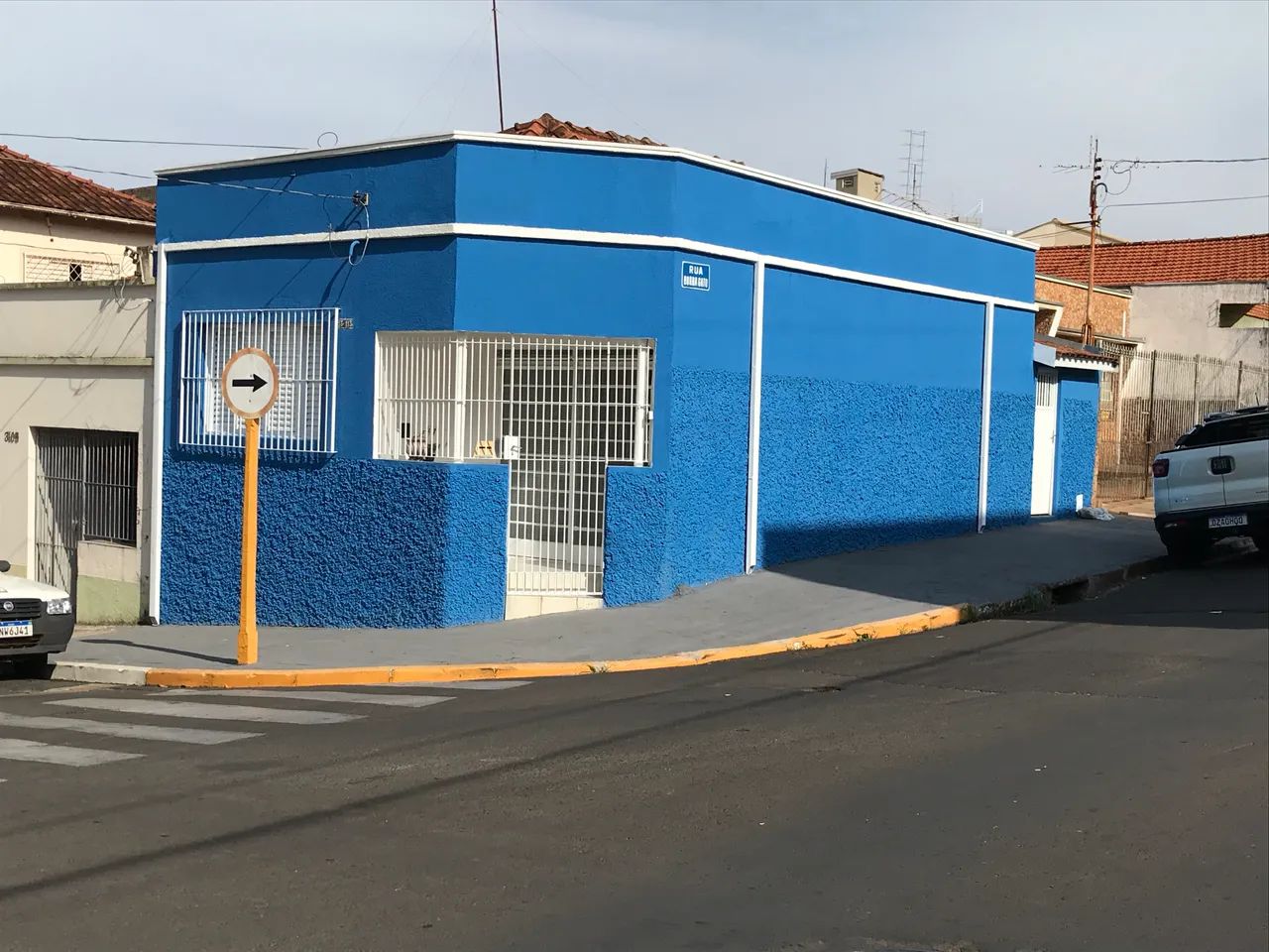 Casa no centro ótima localização 