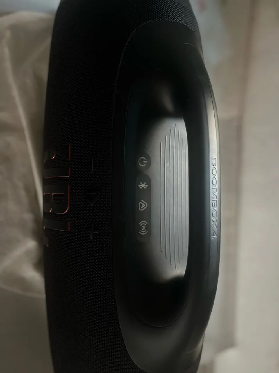Bombox 4
