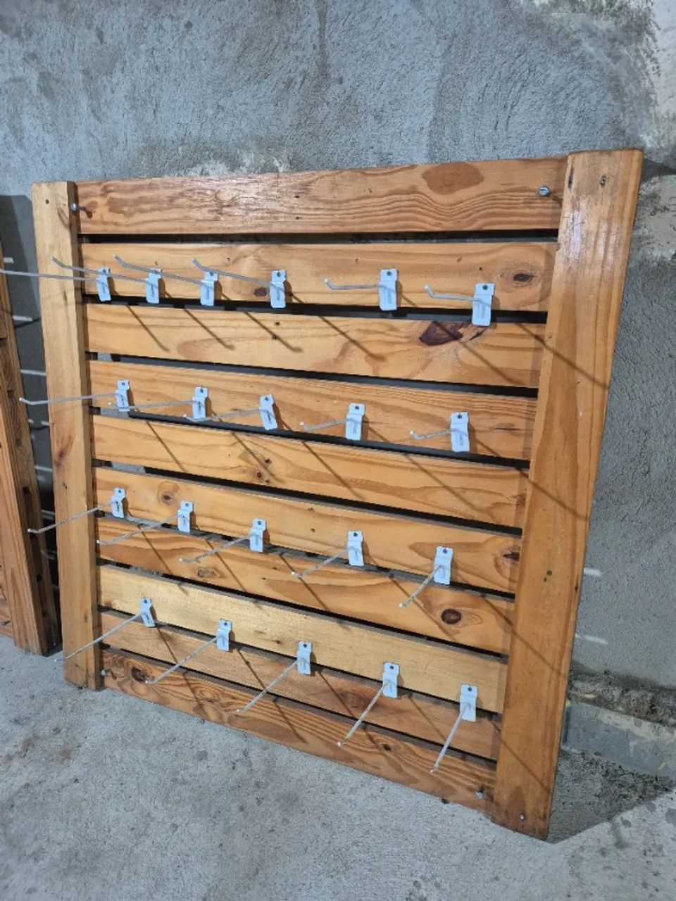 Expositor de Madeira - Foto 3