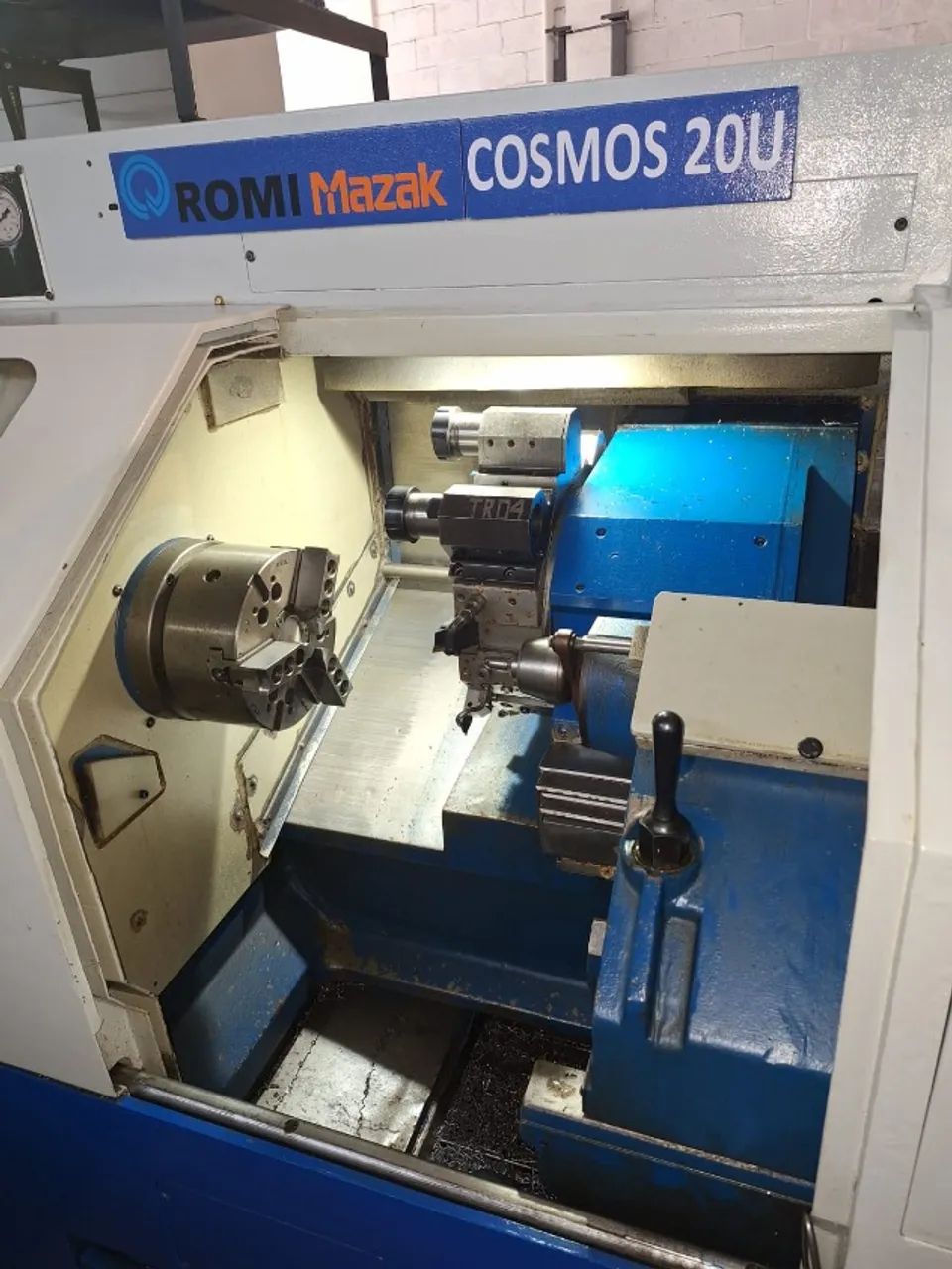 Torno CNC ROMi-MAZAK Cosmos 20U - Retrofitado - Máquinas para