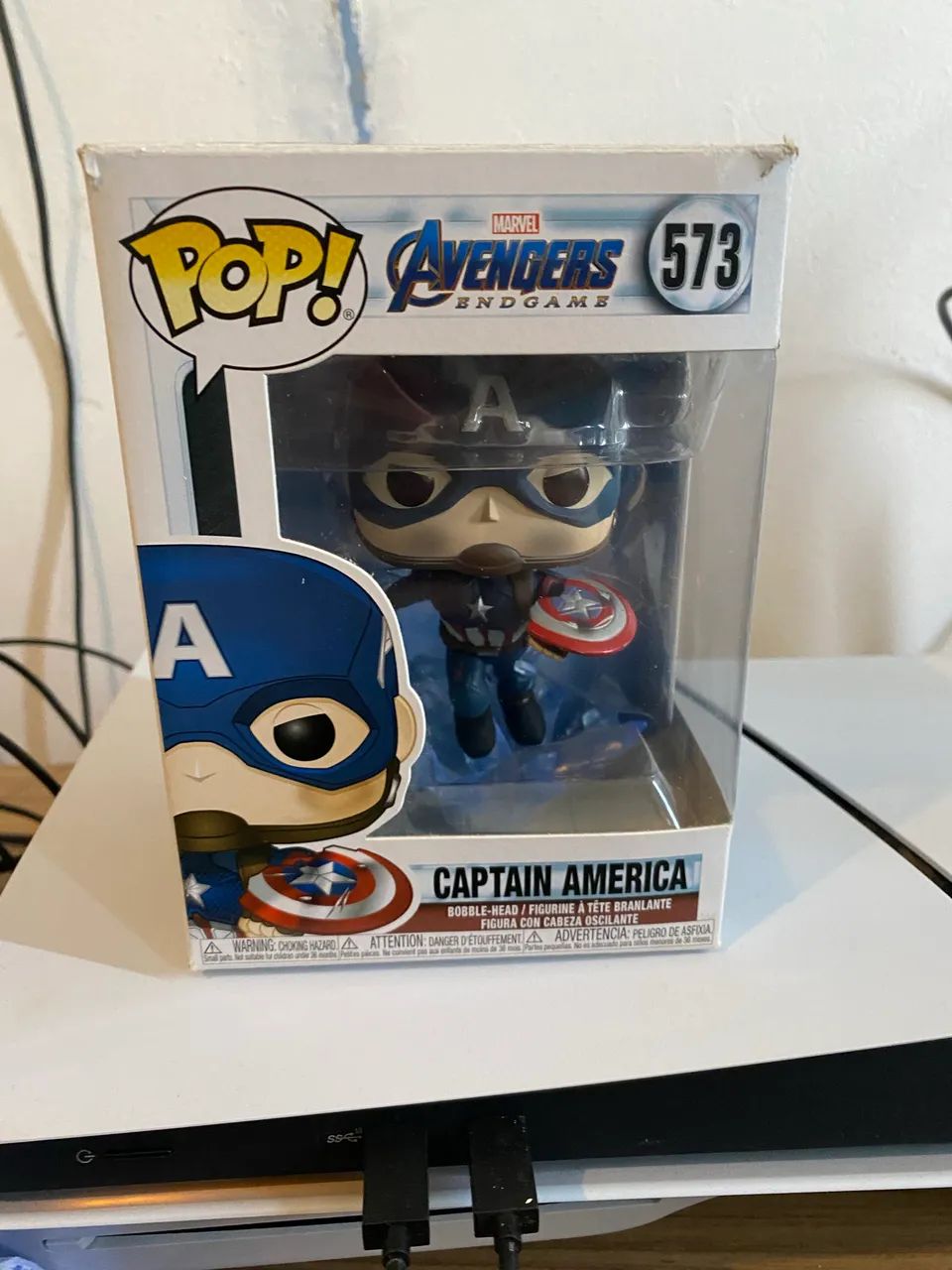 3 Funko Pop Marvel/DC - Doctor Strange, Capitão América e Mera