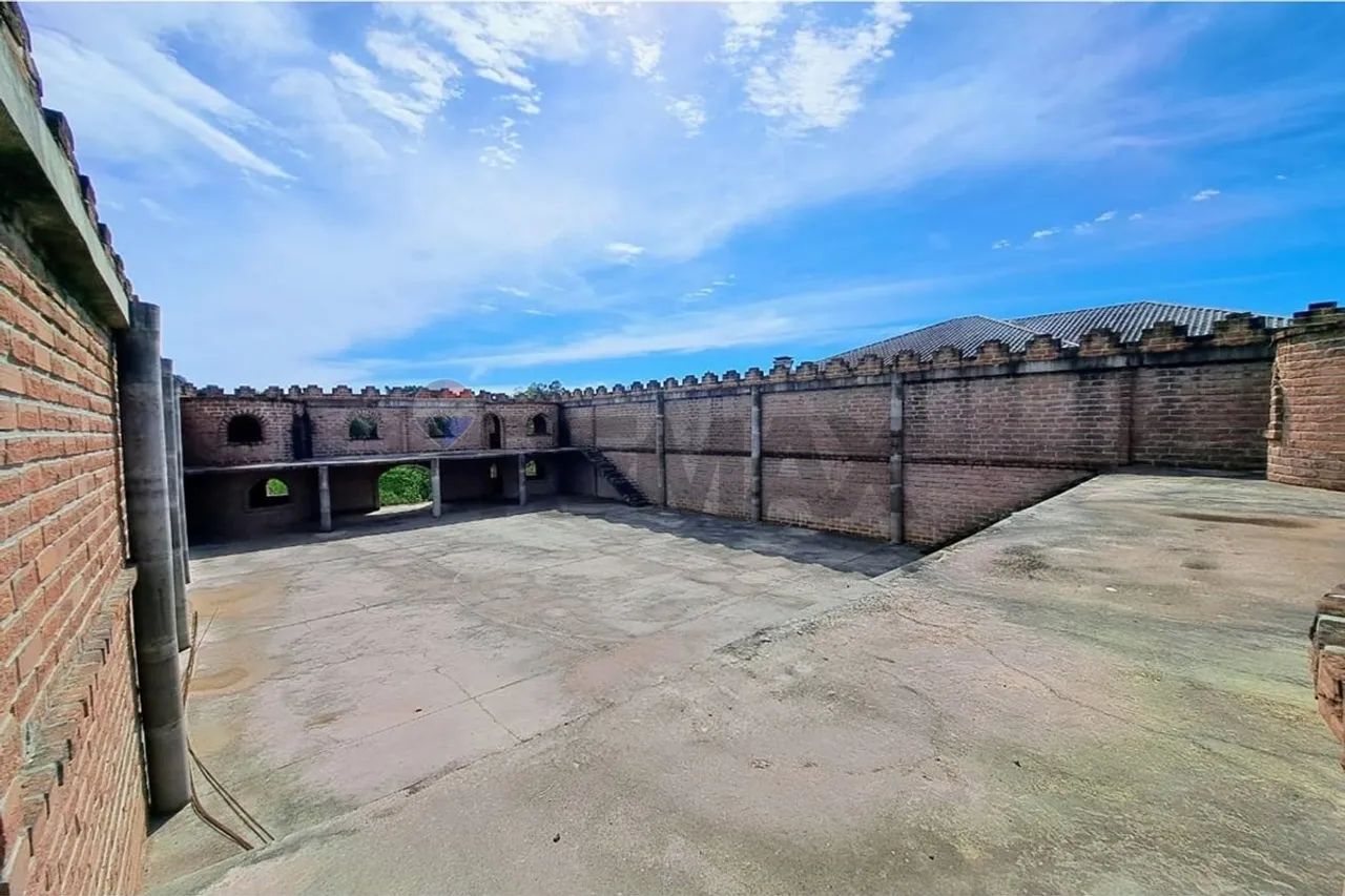 Prédio Comercial, um CASTELO com 1.300-m² no Bairro Cidade Nova - Foto 5