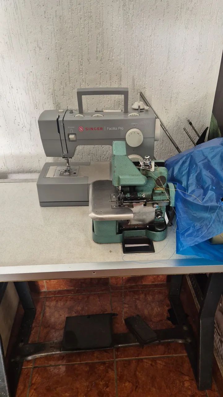 Máquina de Overloque - Foto 2