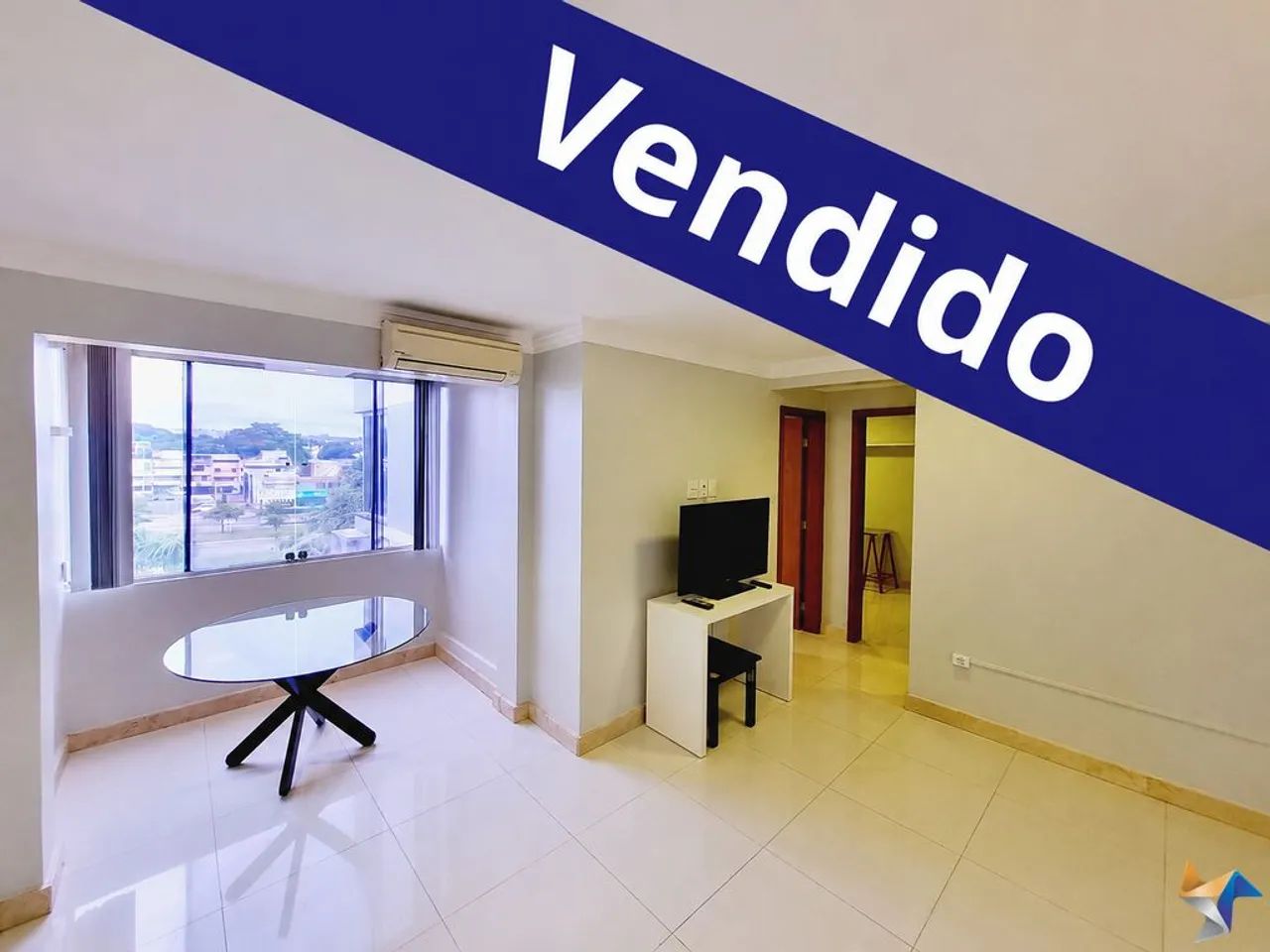 SQN 310 Bloco A com garagem e andar alto