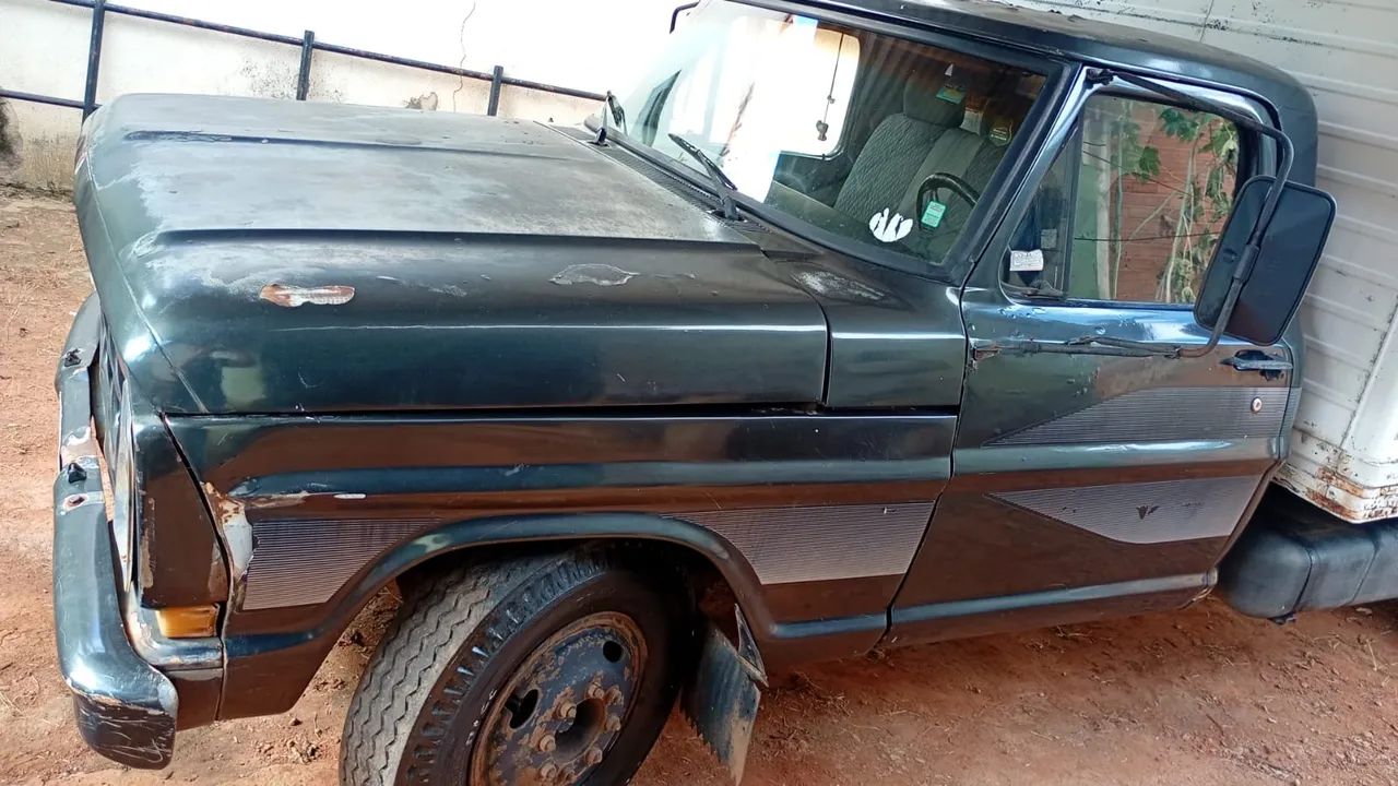 F4000 Baú 85/85  - Foto 5