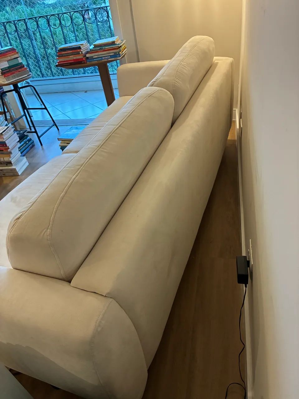 Sofá suede offwhite 210x90cm - Foto 4