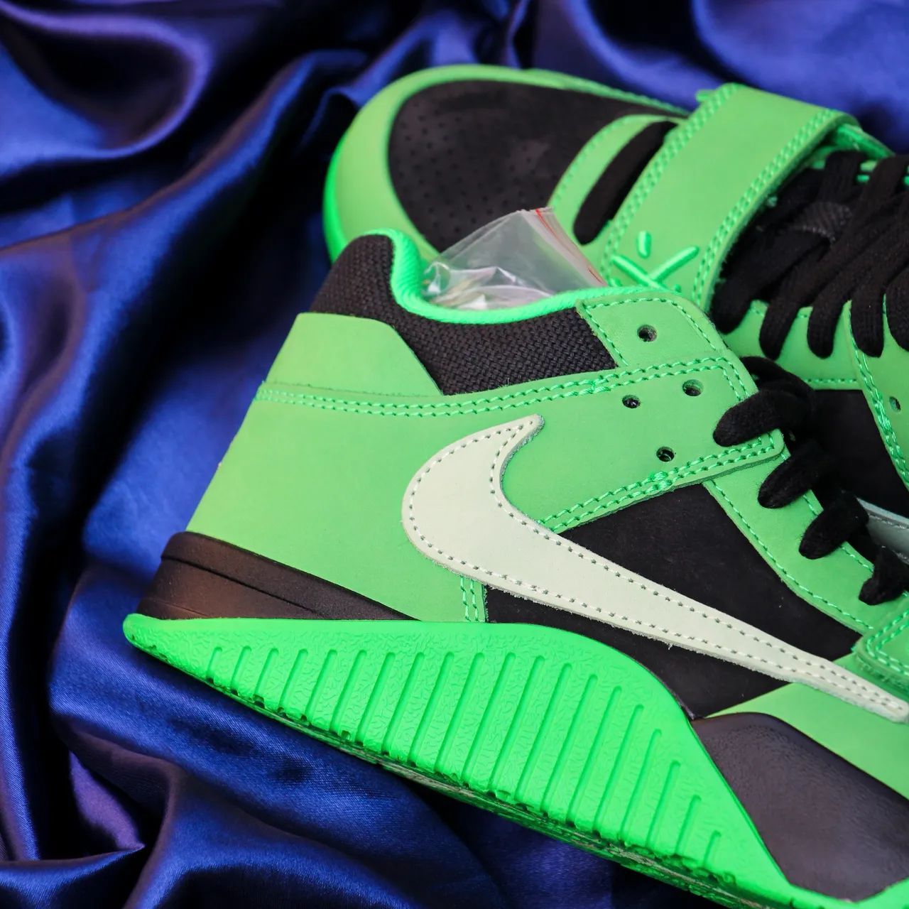 Travis Scott x Jumpman Jack - Green Spark - Calçados - Jardim