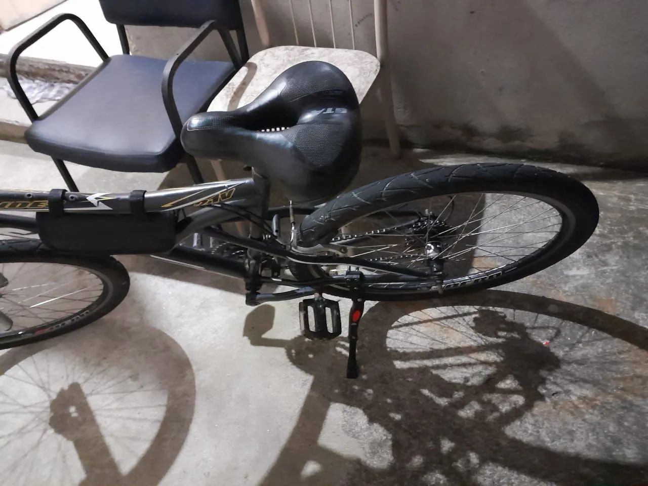 Bicicleta aro 26 em perfeito estado no precinho  - Foto 3