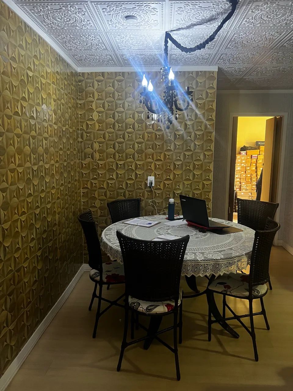APARTAMENTO PORTEIRA FECHADA / TROCO POR CASA ROSINA MAGINE   OU IPÊ  - Foto 3