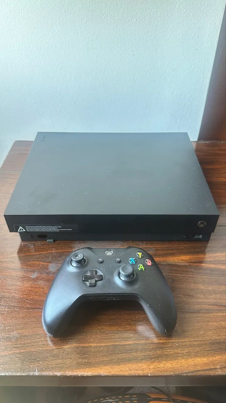 XBOX ONE X - 1TB
