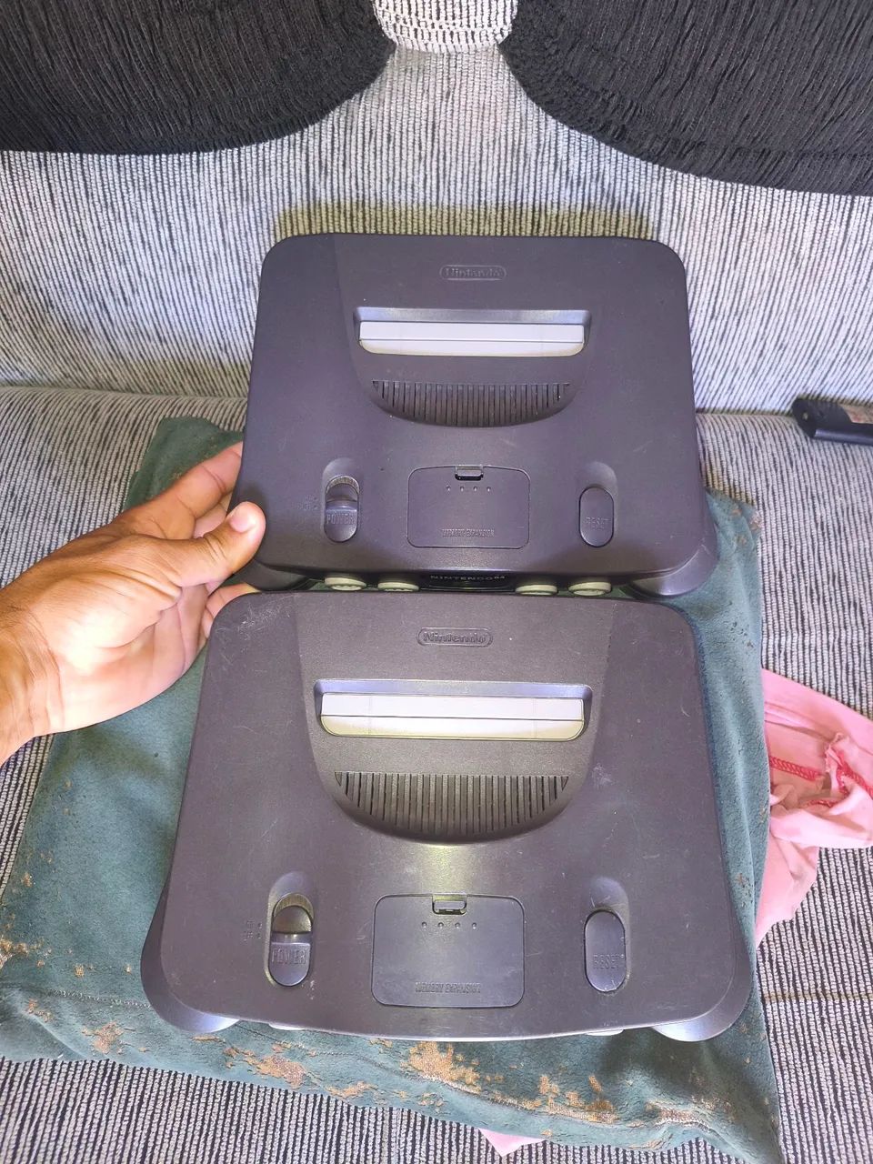 Nintendo 64 dois consoles funcionando normalmente  - Foto 3
