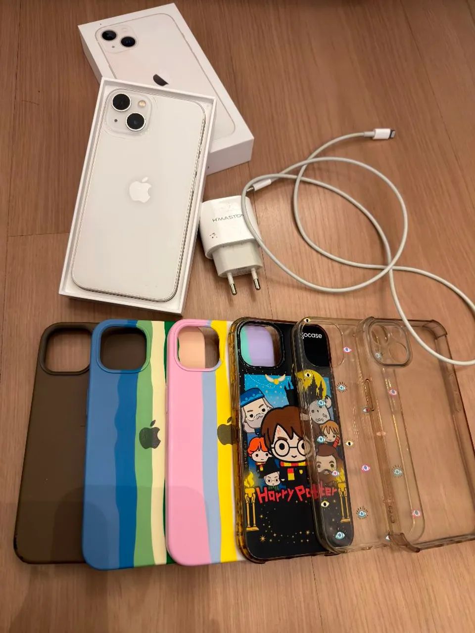 iPhone 13 128GB Estelar - Impecável + Caixa + Carregador + 6 Capinhas