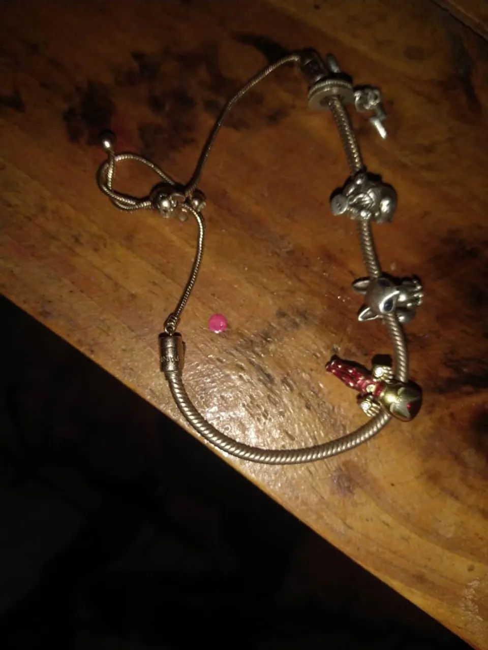 Pulseira Pandora com adereços  - Foto 2