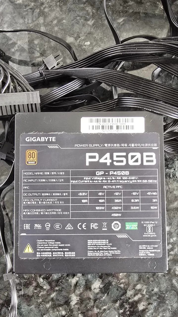 Fonte gigabyte P450B - Foto 3