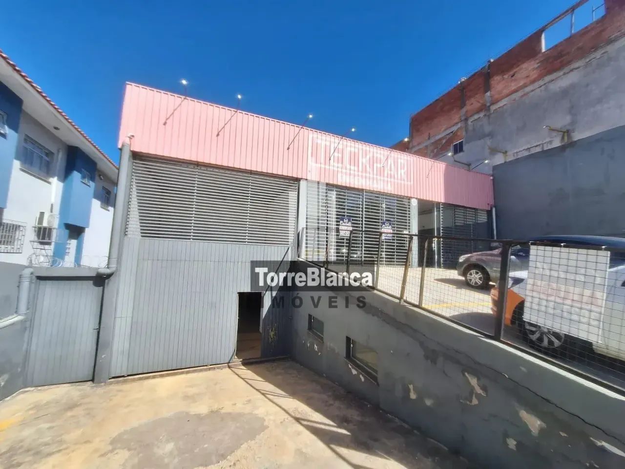 Galpão / Barracão para locação, 1100 m², 5 salas, 4 banheiros, Estacionamento com 20 vagas - Foto 2