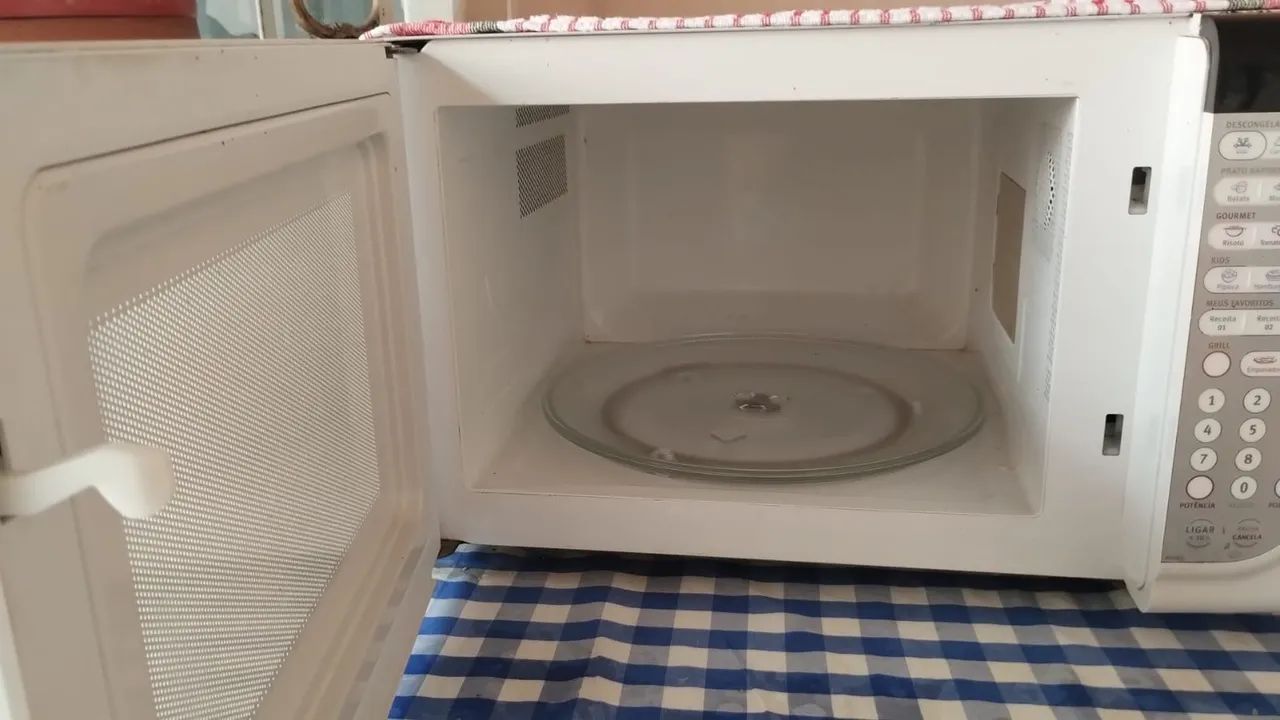 Microondas Eletrolux 31 litros branco  - Foto 5