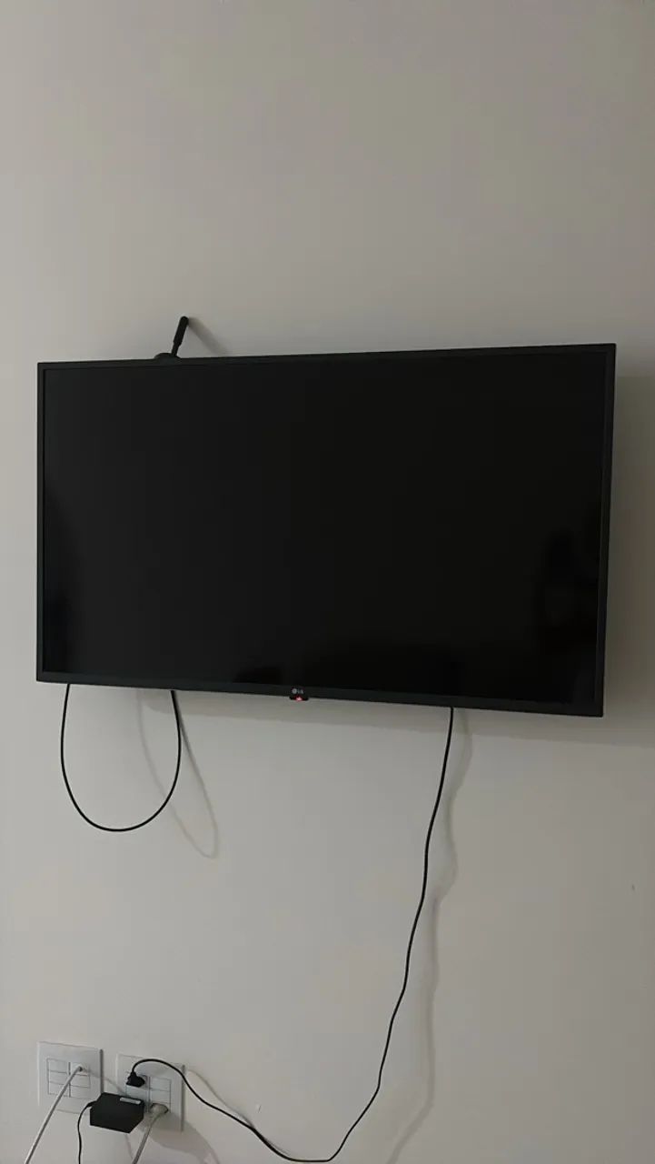 VENDO SMART TV LG 43 POLEGADAS ? R$ 800