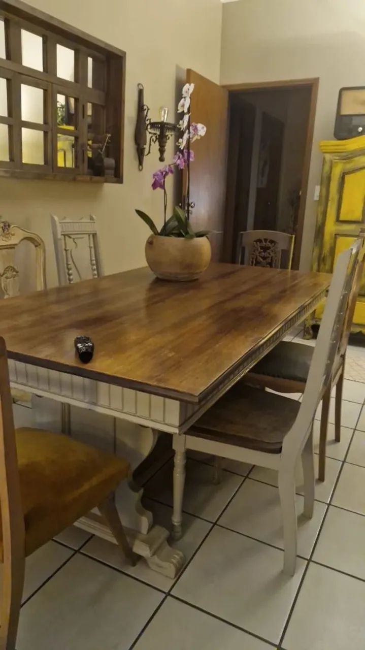 Jogo de mesa de jantar, madeira lindíssimo 