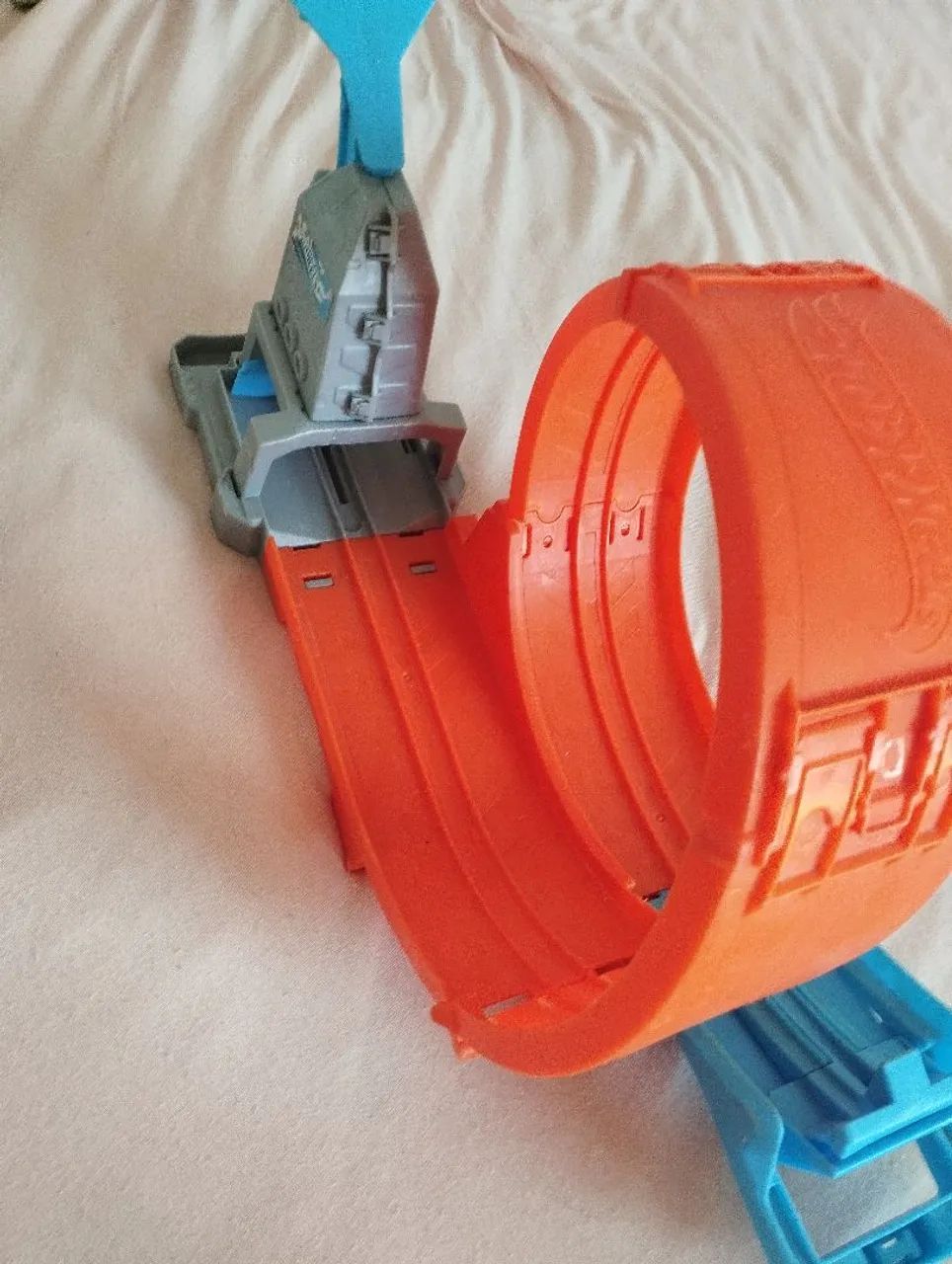 Pista Hotwheels 360 graus - Foto 2