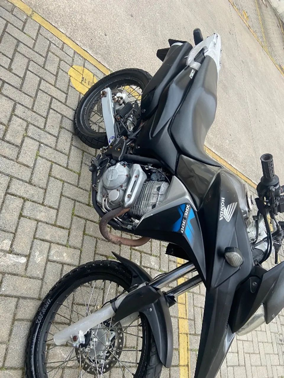 Honda XRE 300 - 2013 - Foto 2