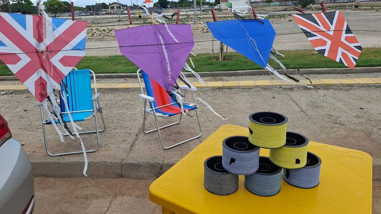 Pipas e linhas - Foto 2