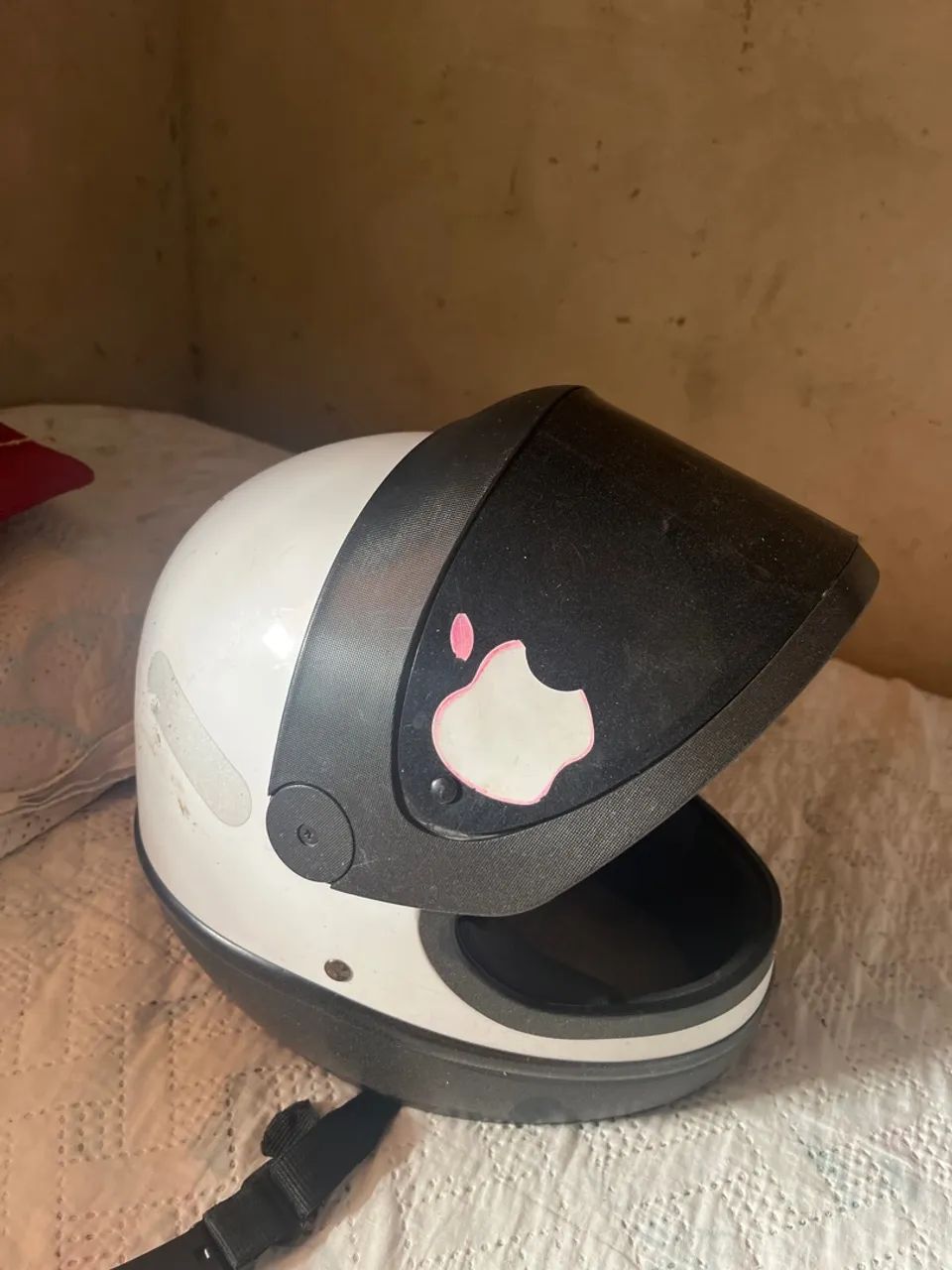 VENDO CAPACETE SAN MARINO ORIGINAL