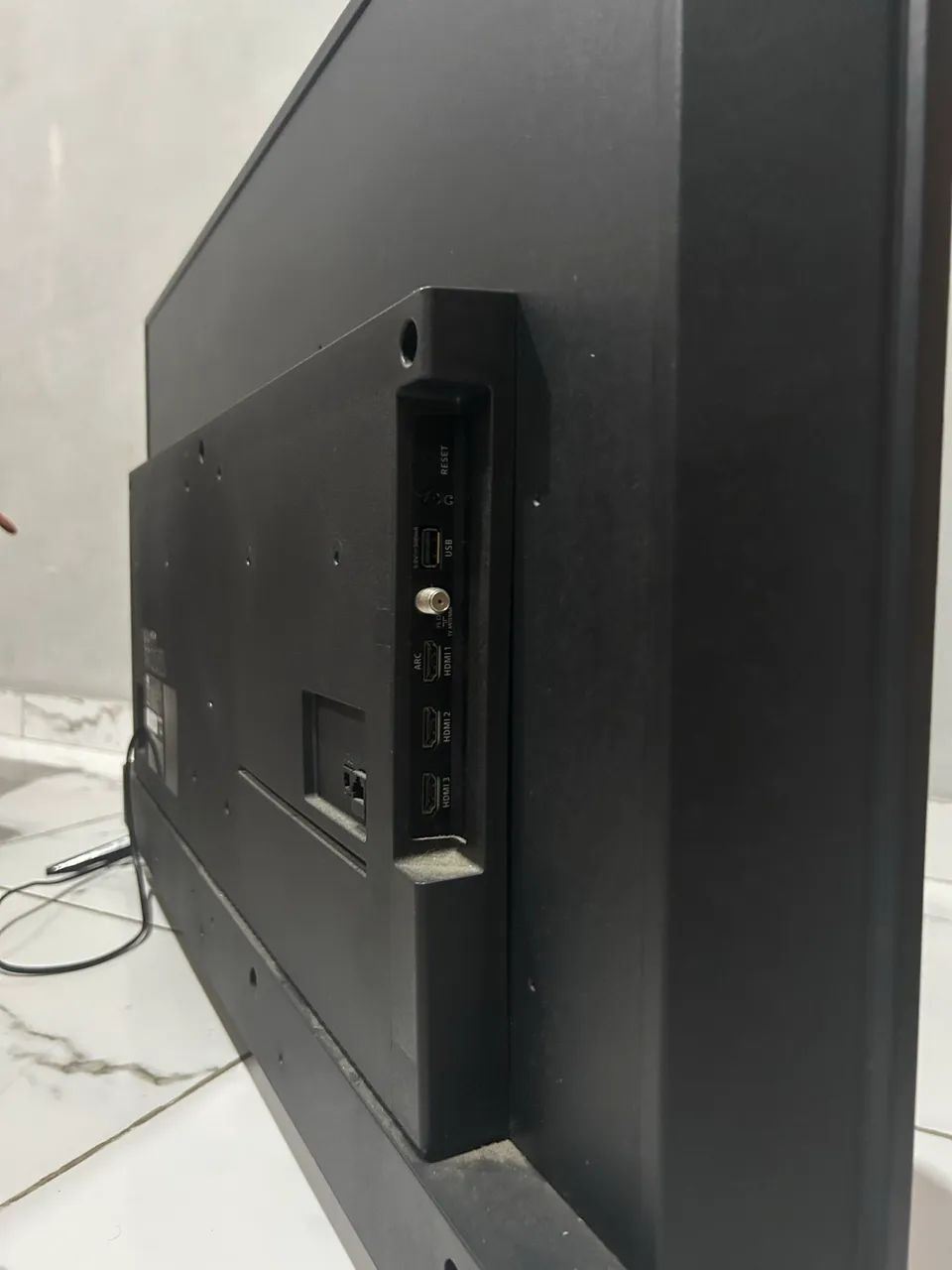 Televisão Aoc Roku 43 Polegadas com Defeito - Foto 4