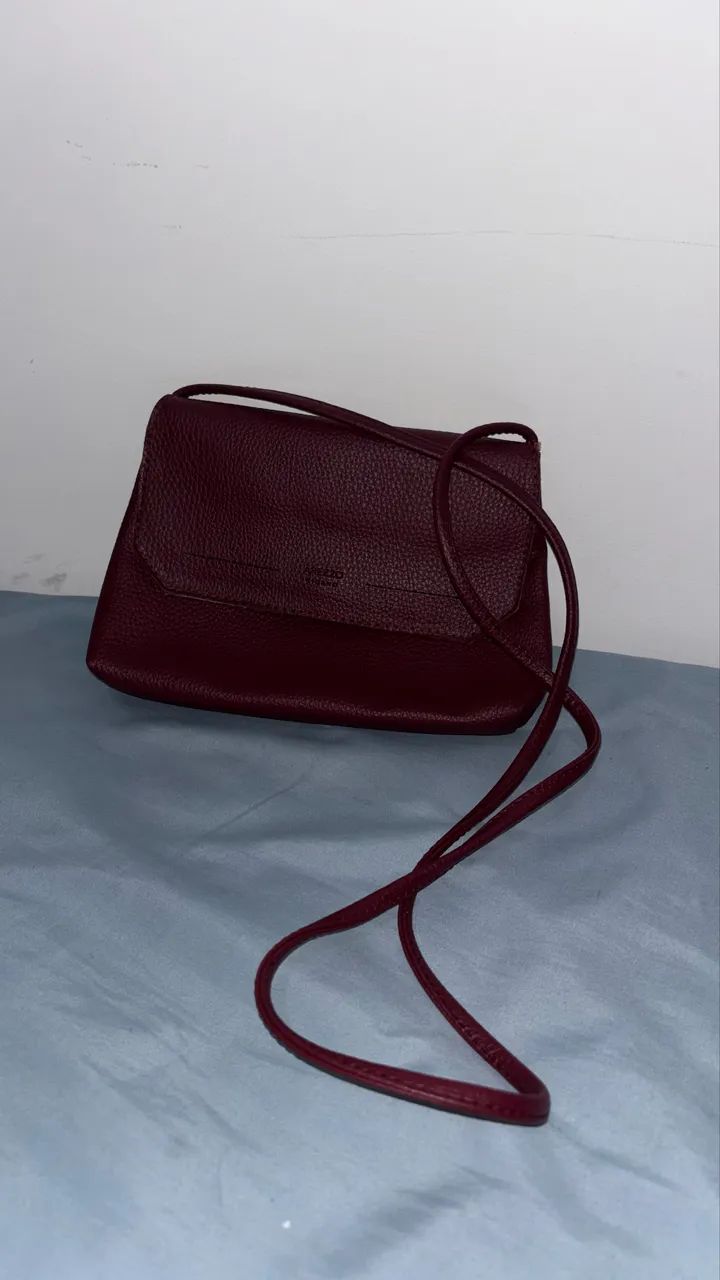 Bolsa Arezzo pequena 