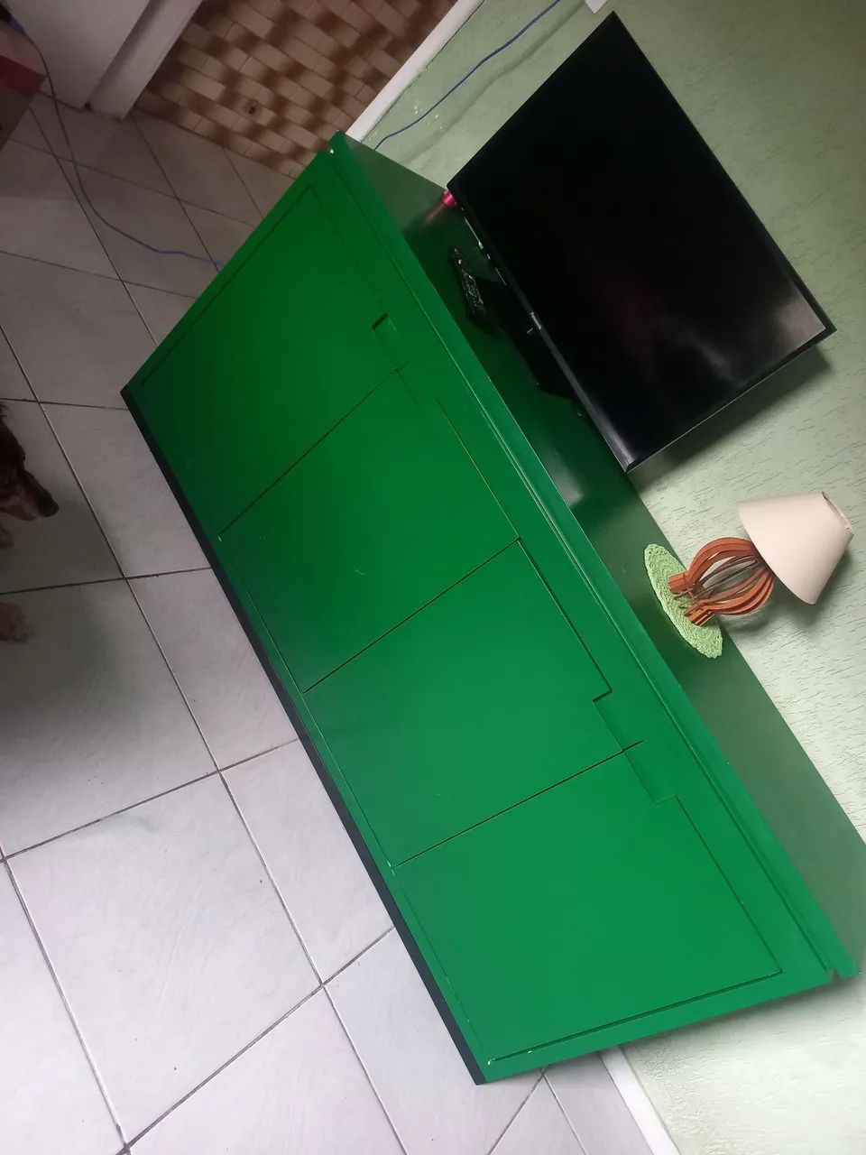 Cômoda / armário buffet 100% MDF com pintura em Ocrê
