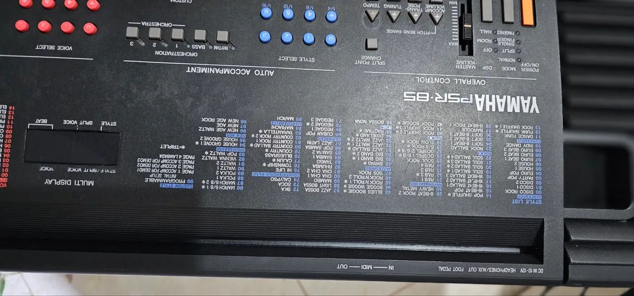 Teclado Yamaha PSR-85  - Foto 2