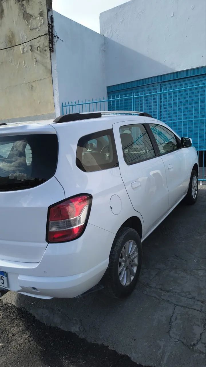 Chevrolet Spin LT 1.8 8V Econo.flex 5P Aut. 2015 - Foto 3