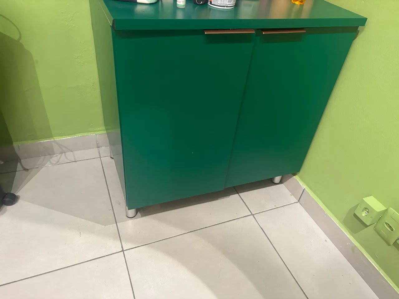 Vendo sofá mesa e armário  - Foto 2