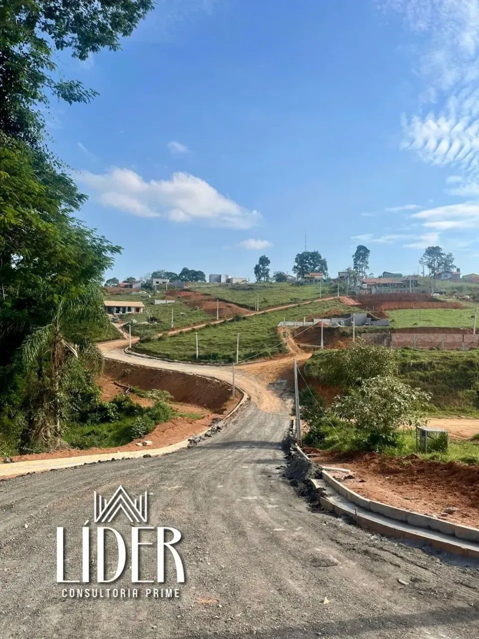 TERRENO SEM PADRÃO DE CONSTRUÇÃO! - Foto 4