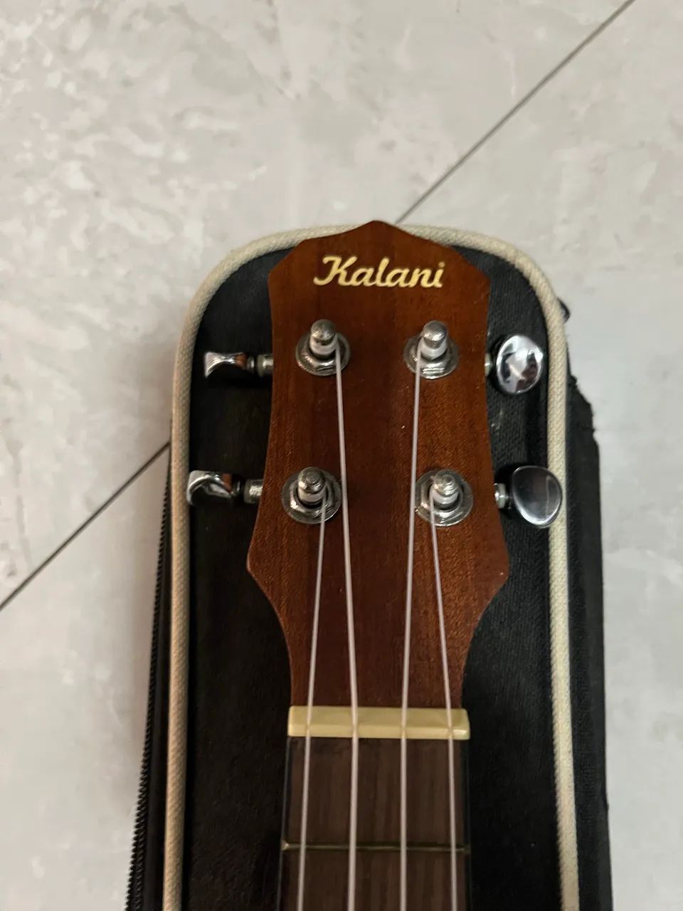 Ukulele kalani  - Foto 2