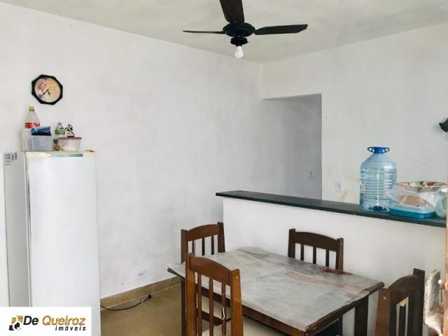 Casa em mongaguá , bairro itaguaí , geminada , lado morro - Foto 13