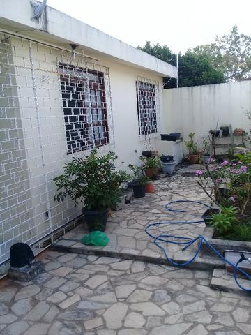 Vendo "Excelente Casa 2/4/ Feitosa" - Foto 2