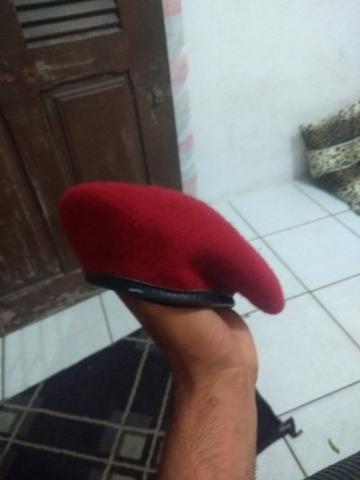 Boina militar ?