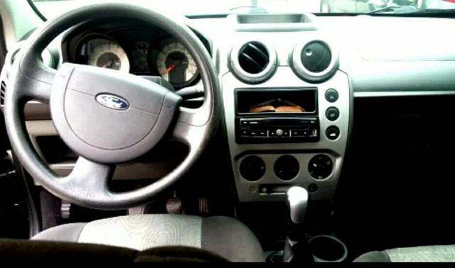 Ford fiesta 1.0 sedan 2009 - Foto 3