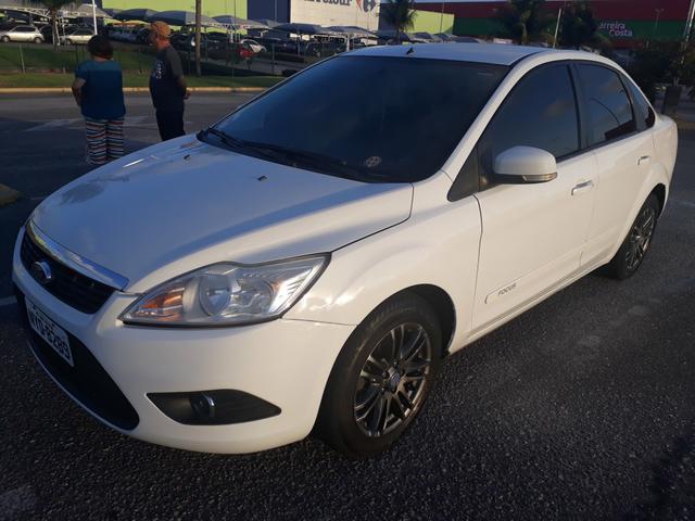 Focus sedan 2011