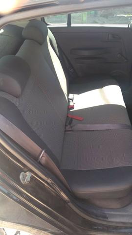 Vendo Fox 2006 - Foto 4
