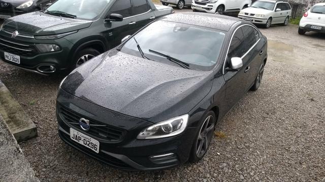 Volvo S60 T5, c/ Teto solar, Analiso trocas, financio 48x
