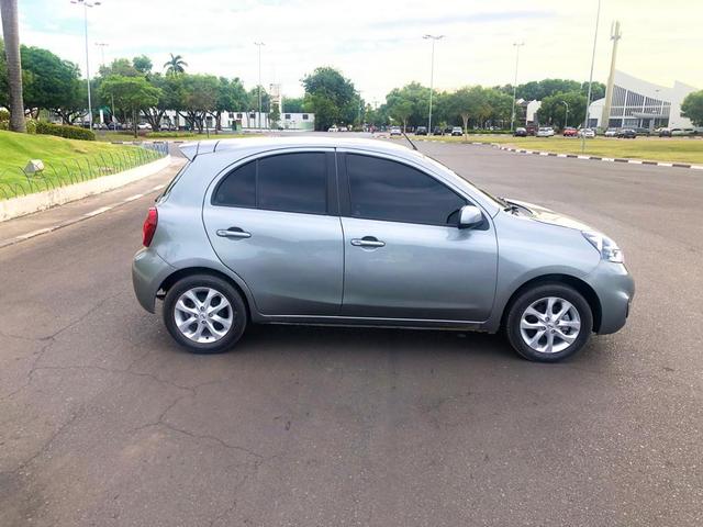 Nissan March SV 1.6 2017