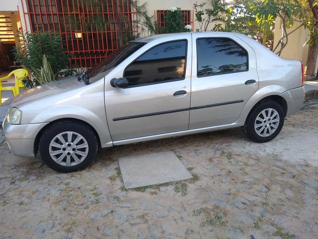 Vendo Logan 1.6 8v