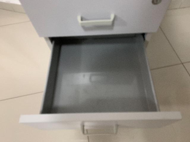 Gaveteiro em mdf com rodinhas - Foto 3