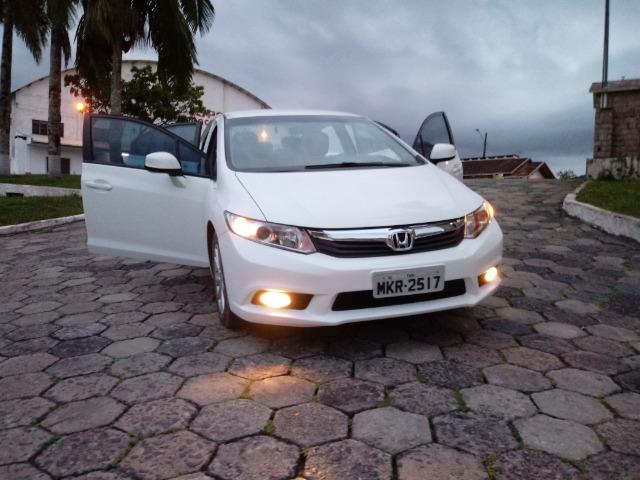 Honda Civic Lxs 1.8 Branco - Baixo KM - Foto 7