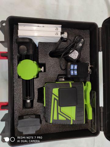 Nivelador a lazer 8 linhas controle remoto