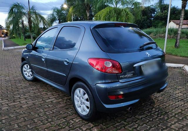 Vende se ou troca ! Por biz e mais volta